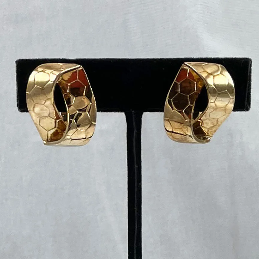 Crown Trifari Gold Vintage Clip On Earrings