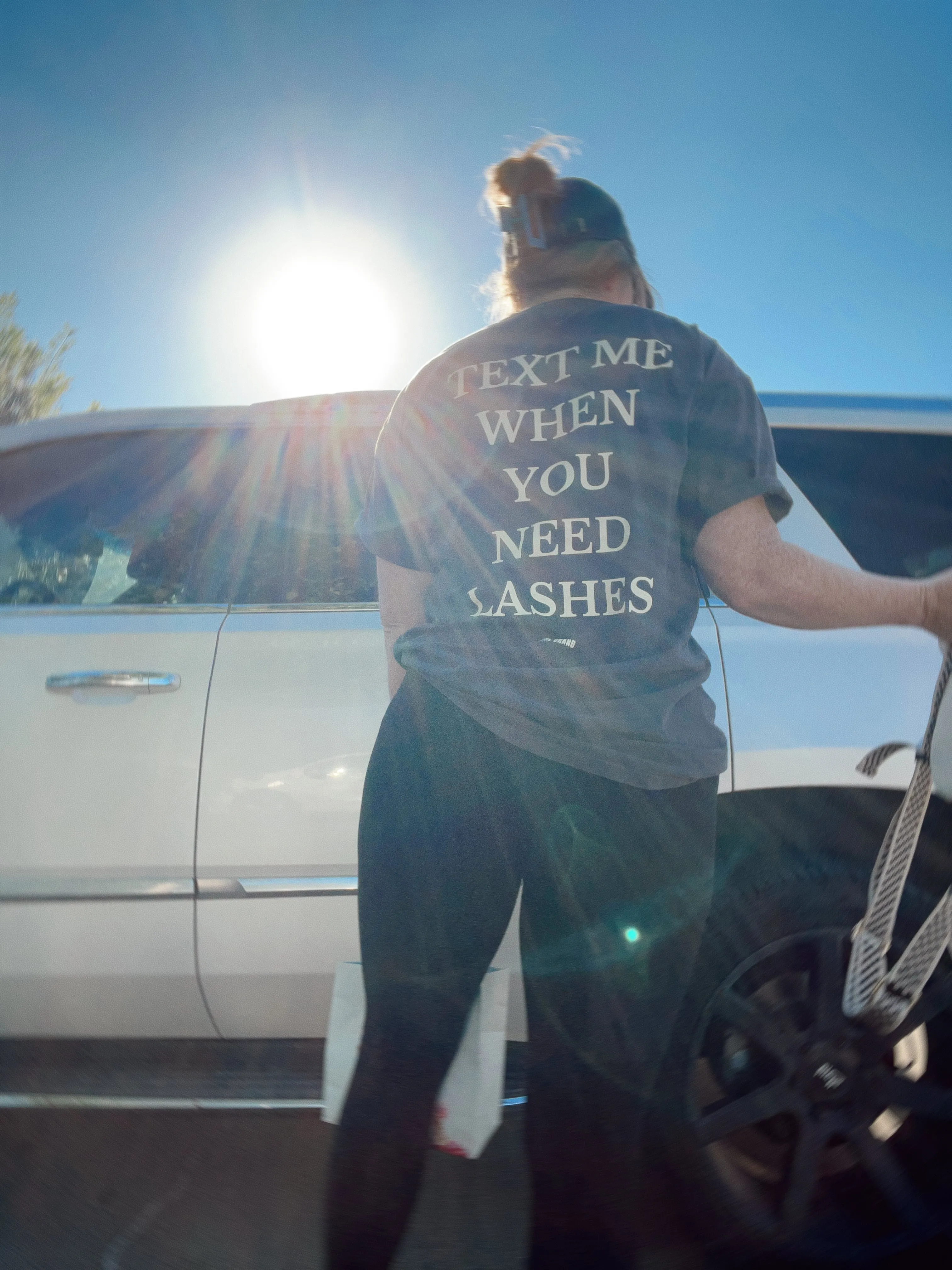 LASH BESTIE - TEXT ME Tee