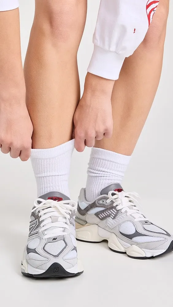 New Balance   9060 Unisex Sneakers 