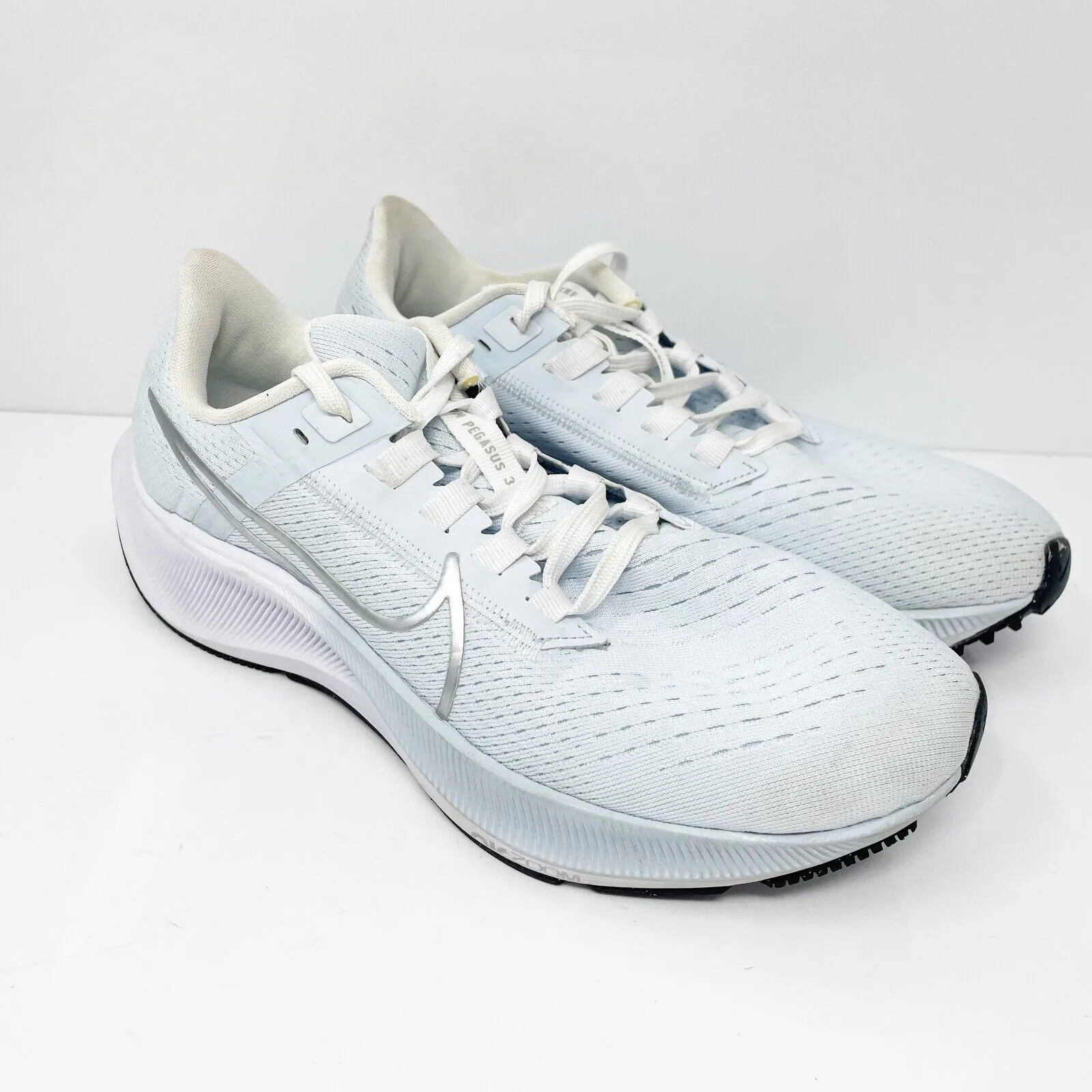 Nike Womens Air Zoom Pegasus 38 DQ4689-400 White Running Shoes Sneakers Size 6.5