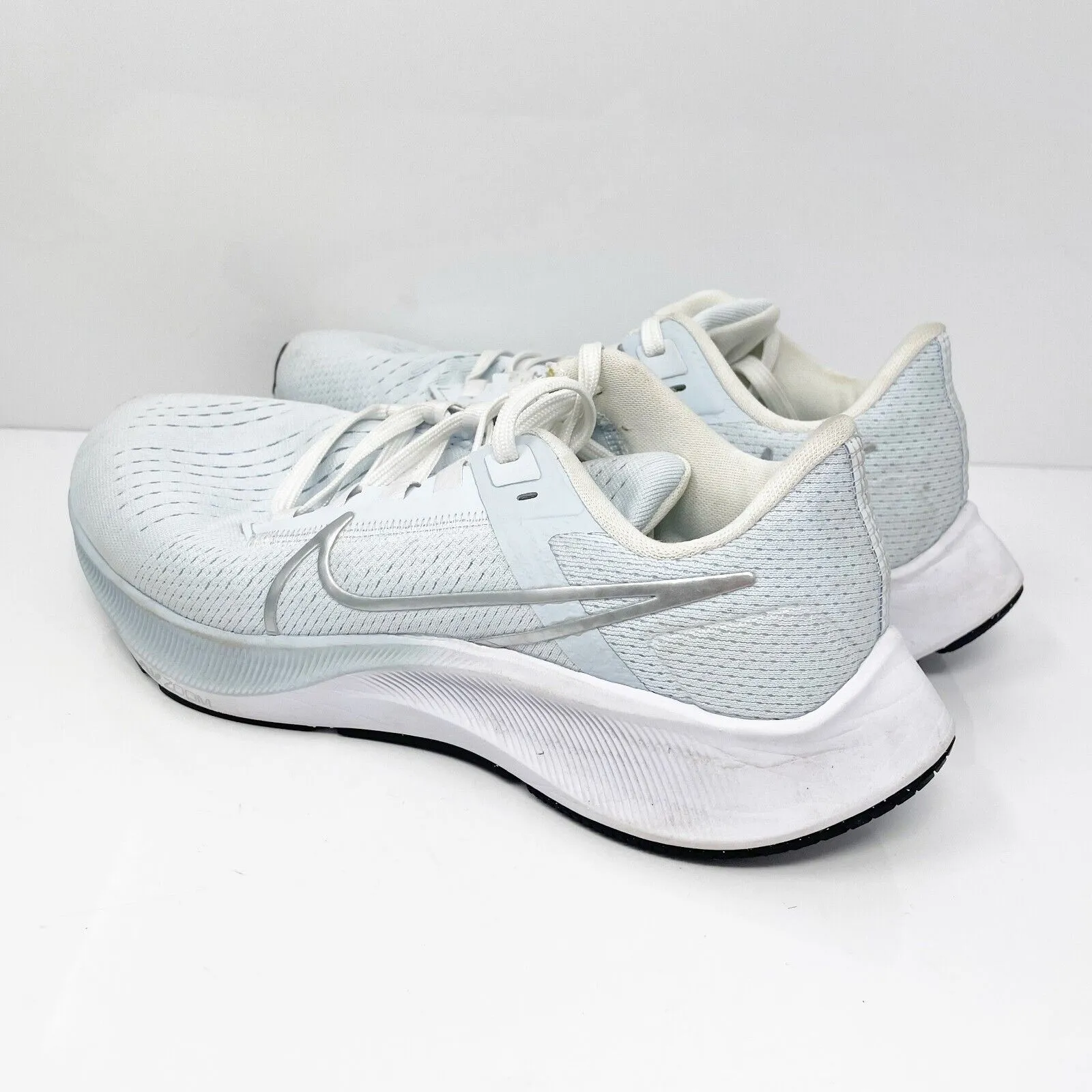 Nike Womens Air Zoom Pegasus 38 DQ4689-400 White Running Shoes Sneakers Size 6.5