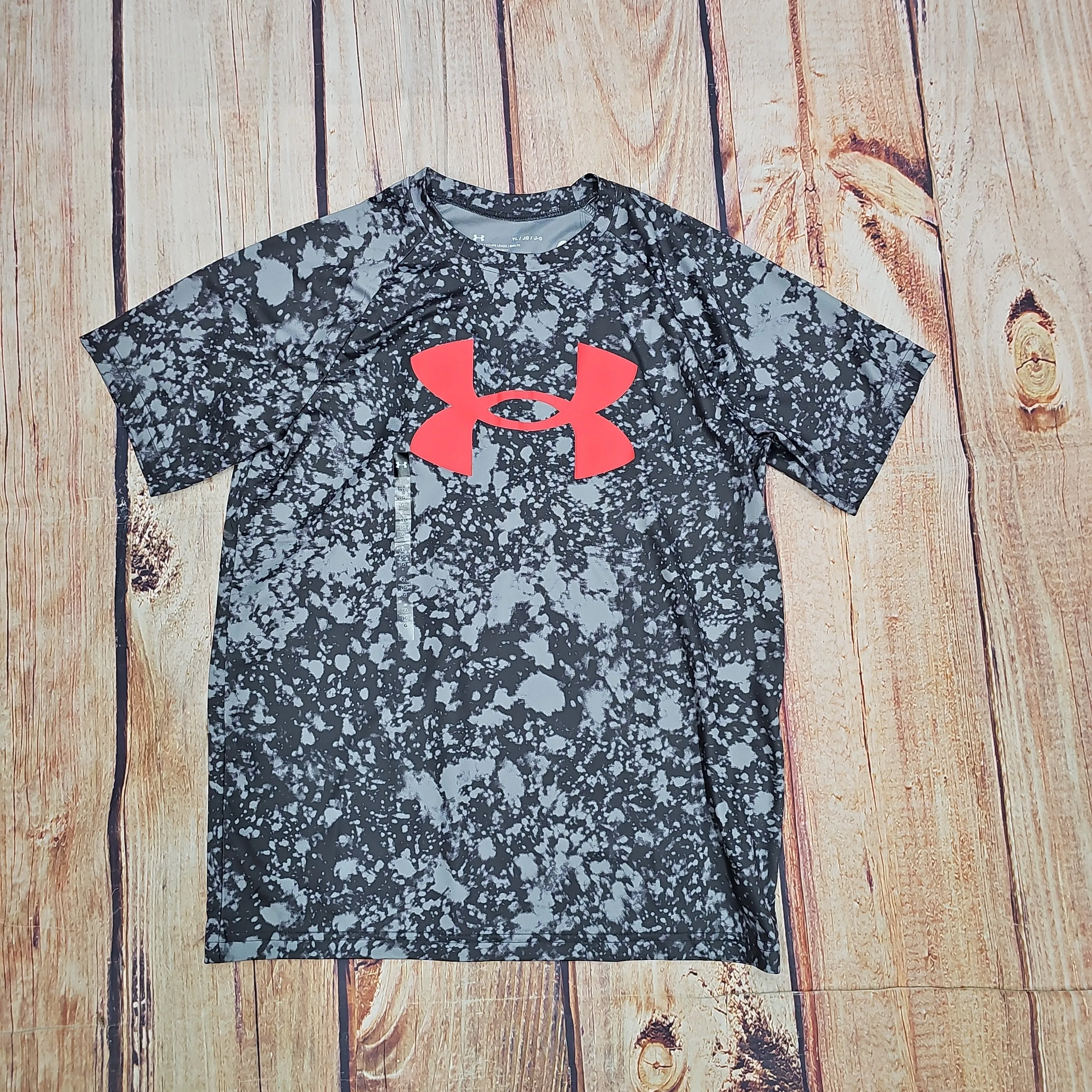 UNDER ARMOUR BOYS TECH BLK PRINTED SHORT SLEEVE 1363278 025