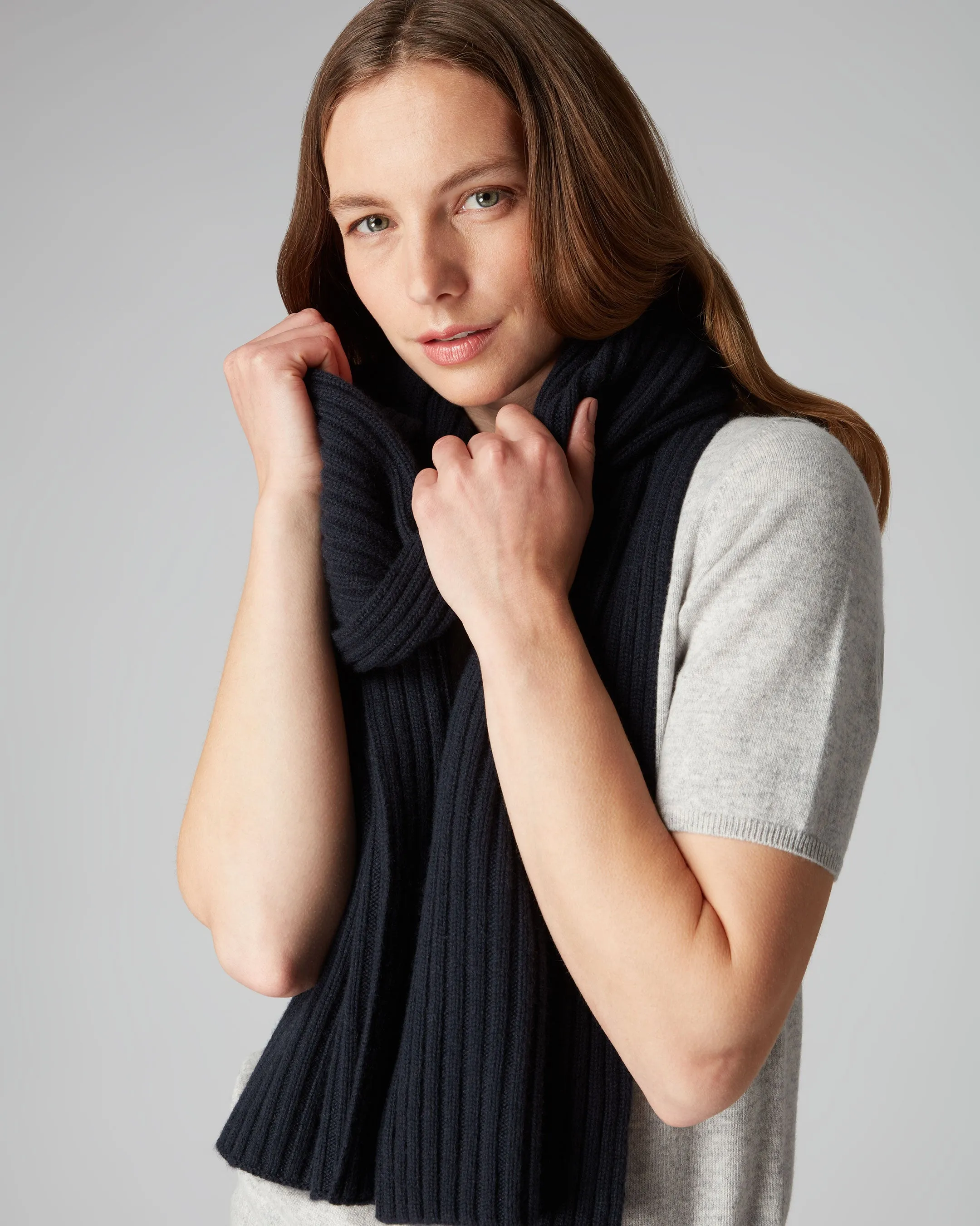 Unisex Chunky Rib Cashmere Scarf Navy Blue