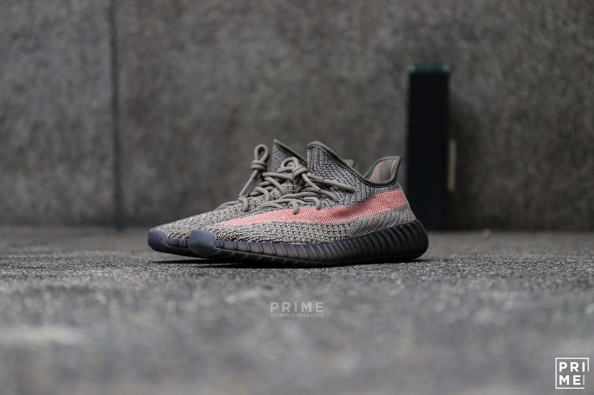 Yeezy 350 v.2 ASH STONE  (GW0089)