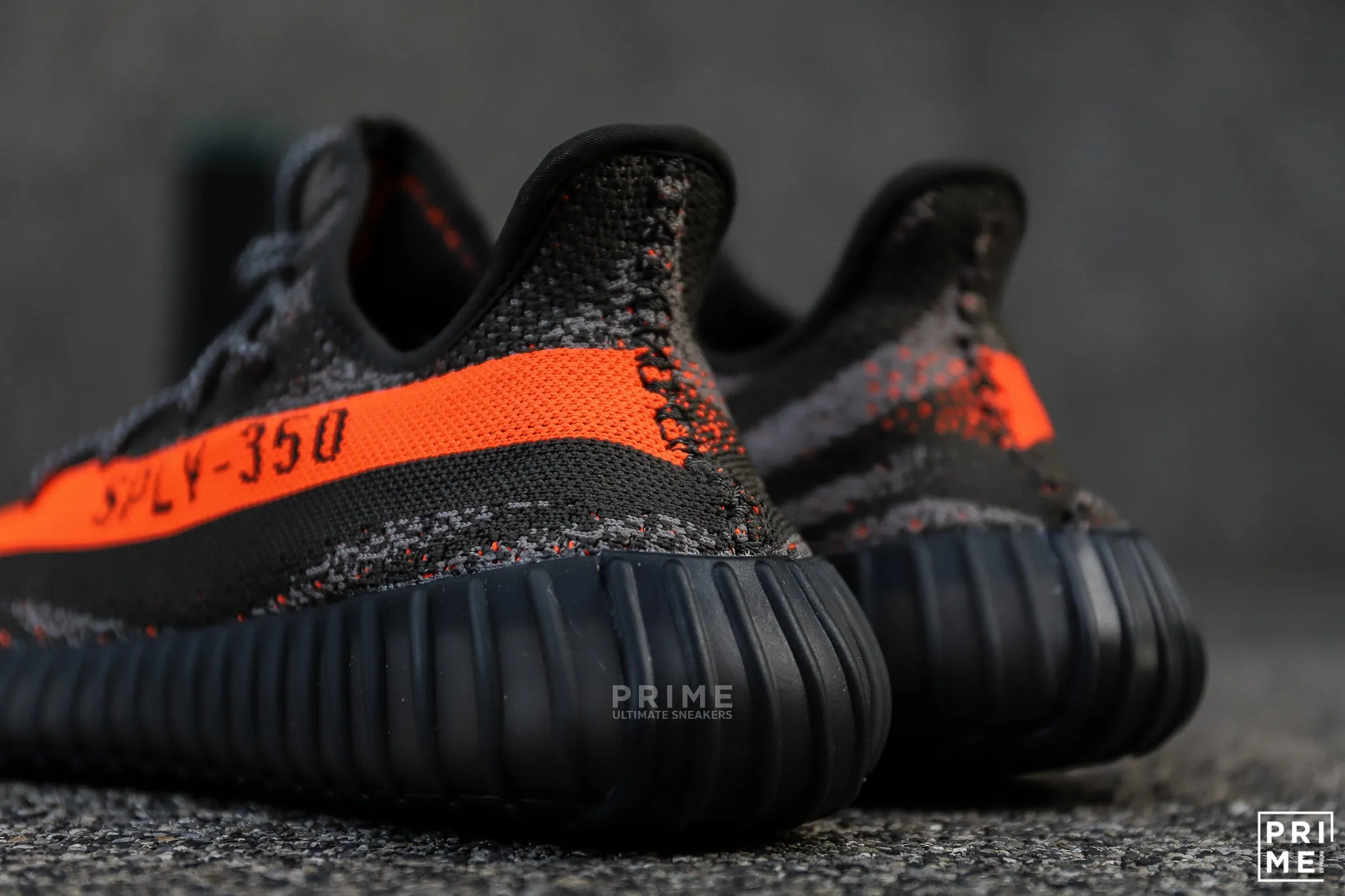 Yeezy 350 V2 Carbon Beluga (HQ7045)