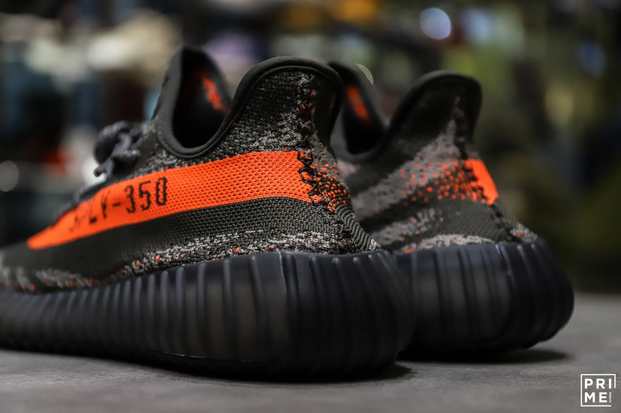 Yeezy 350 V2 Carbon Beluga (HQ7045)